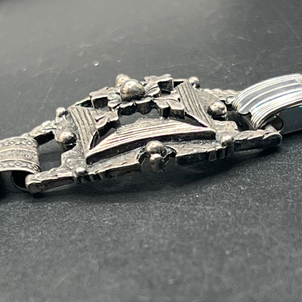 Vintage Silver Tone Floral Bracelet - Picture 5 of 6